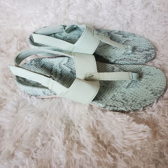 VIONIC Women's Sandals  Size 8.5 Style   Tala - Picture 2 of 7